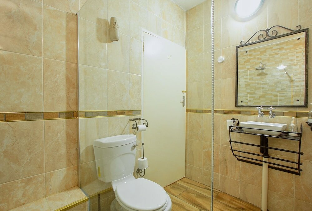 Фото All Over Africa Guest House