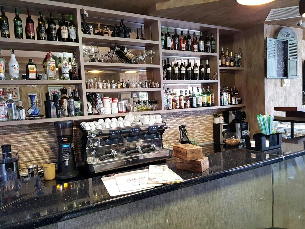 Фото LPlaza Hotel