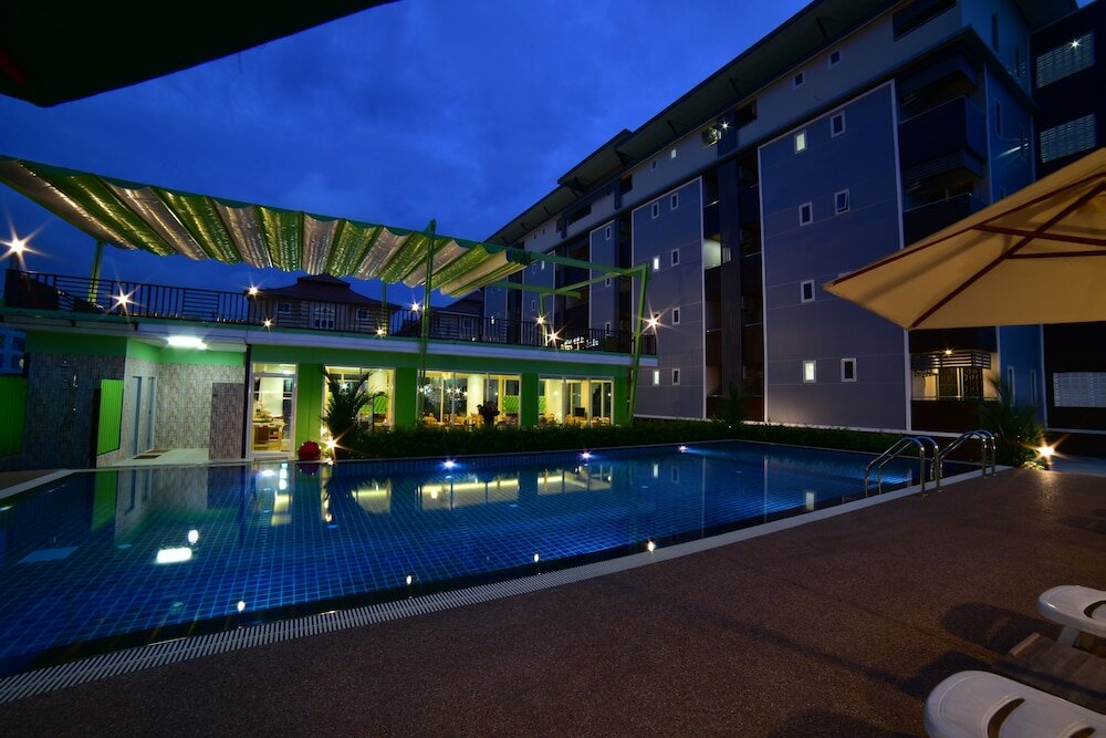 Фото Gold Airport Suites