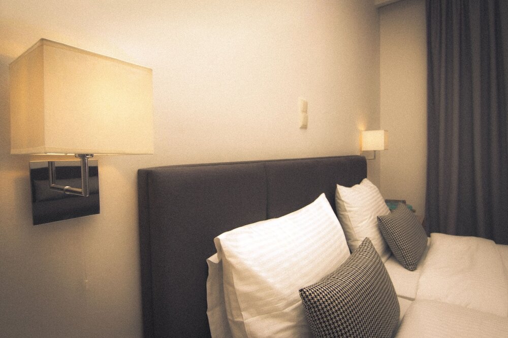 Фото Green Hill Hotel