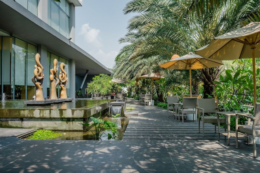 Фото отеля 2