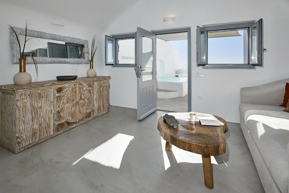 Фото Iliovasilema Hotel & Suites