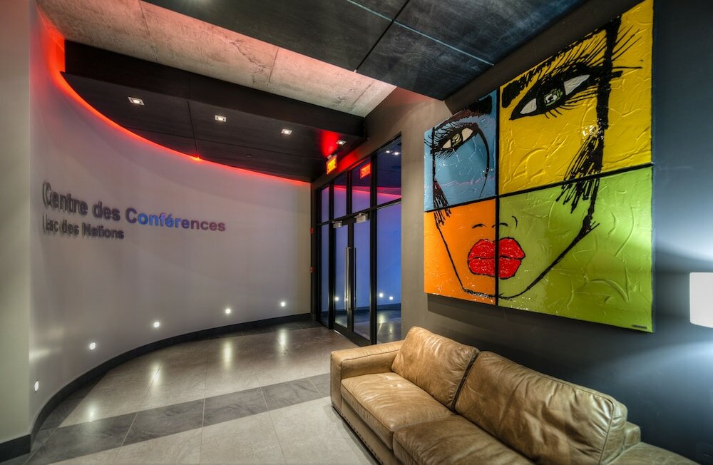 Фото Grand Times Hotel Sherbrooke