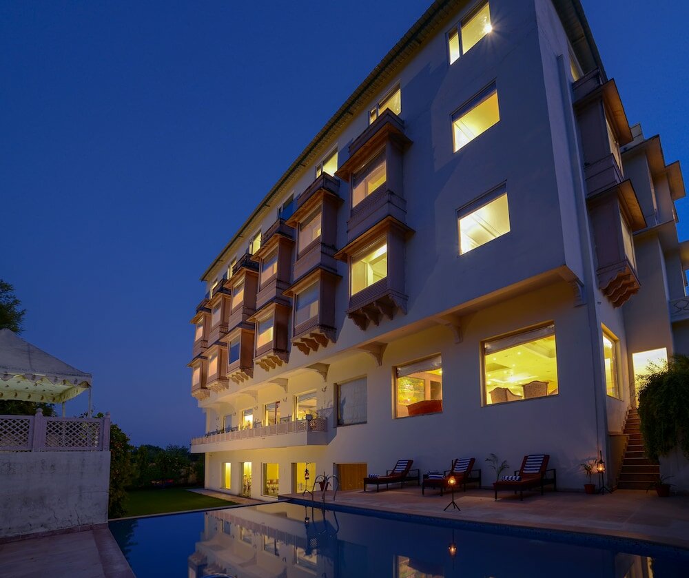 Фото WelcomHeritage Mount Valley Resort, Ranthambore