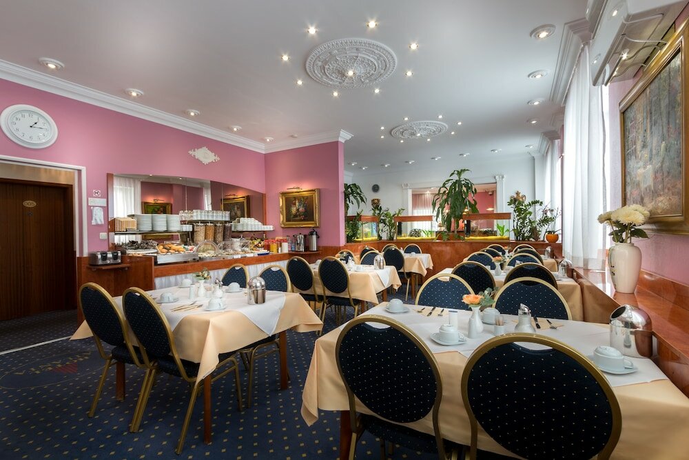 Фото Hotel Atlanta