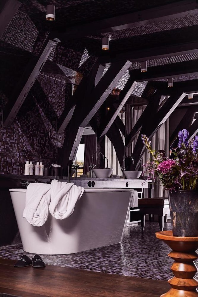 Фото Canal House