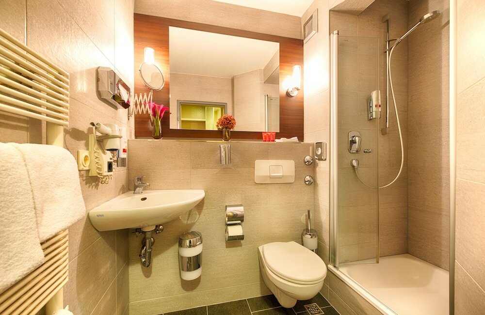 Фото Leonardo Hotel München City West