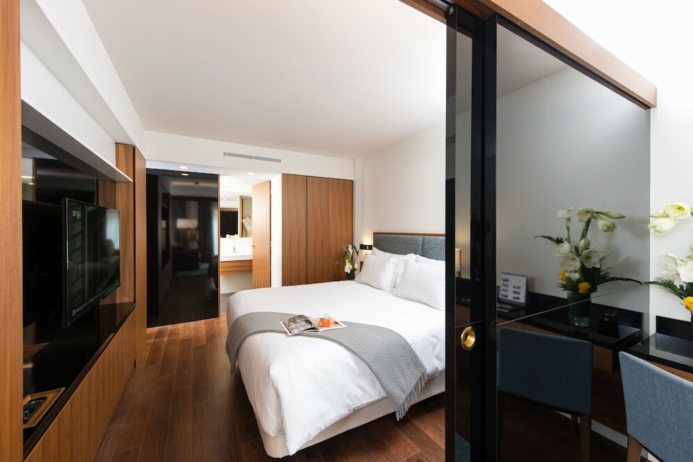 Фото Fraser Suites Geneva
