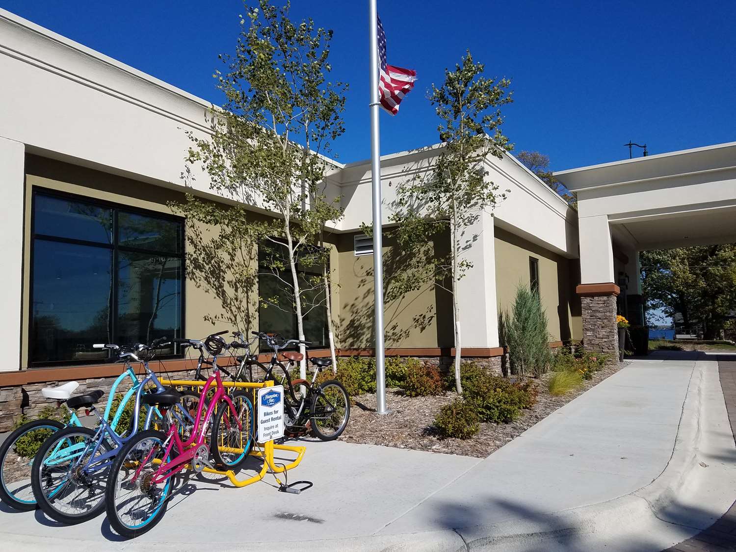 Фото Hampton Inn Spicer Green Lake