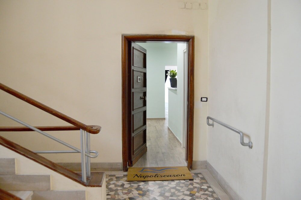 Фото Napoliseason Rooms and Breakfast