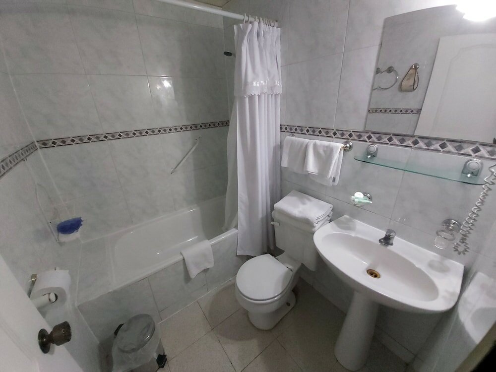 Фото Hotel Esmeralda