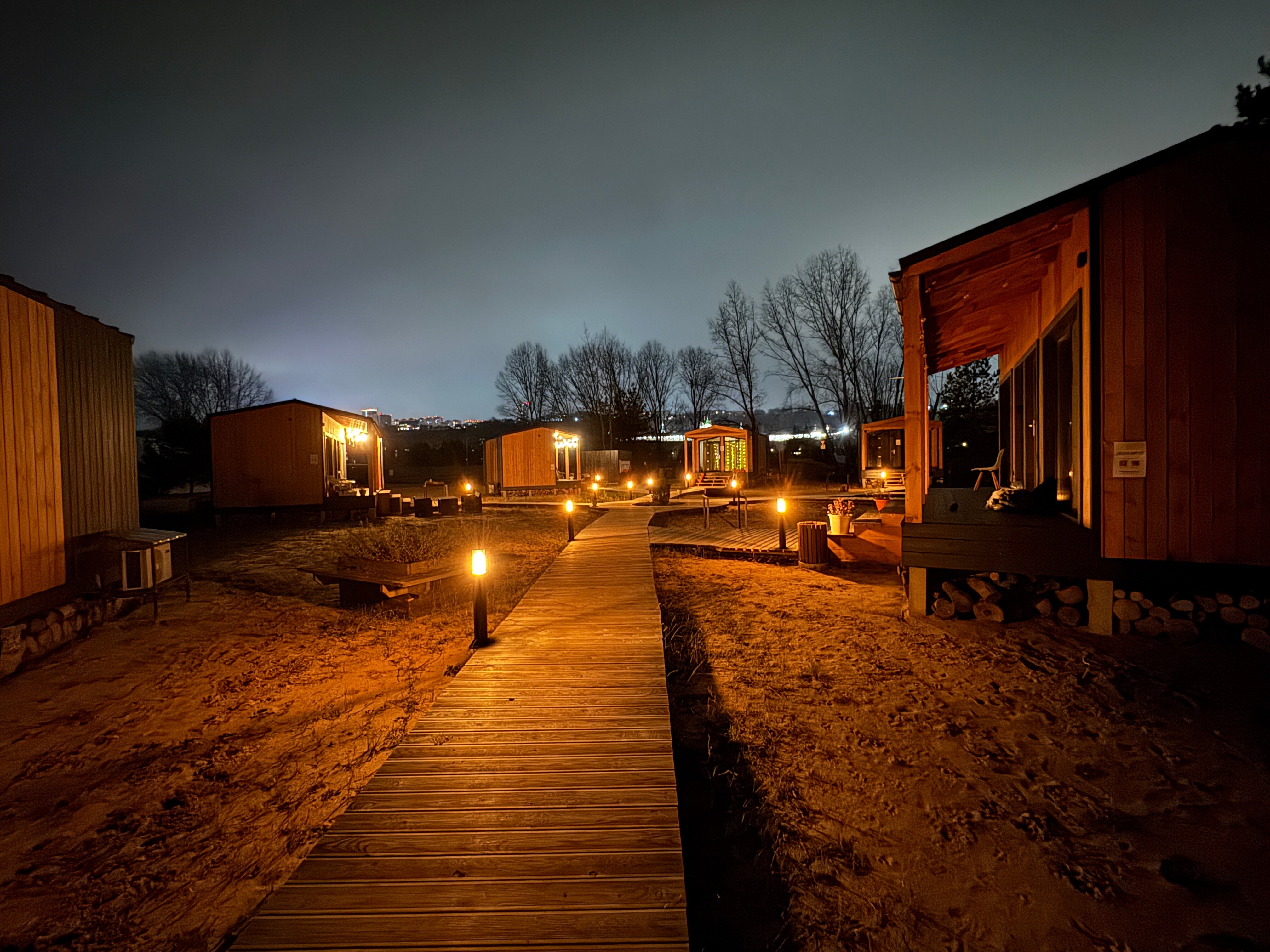 Фото Глэмпинг Близко