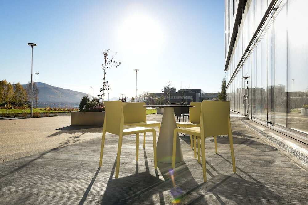 Фото Pingvinhotellet Unn Tromsø