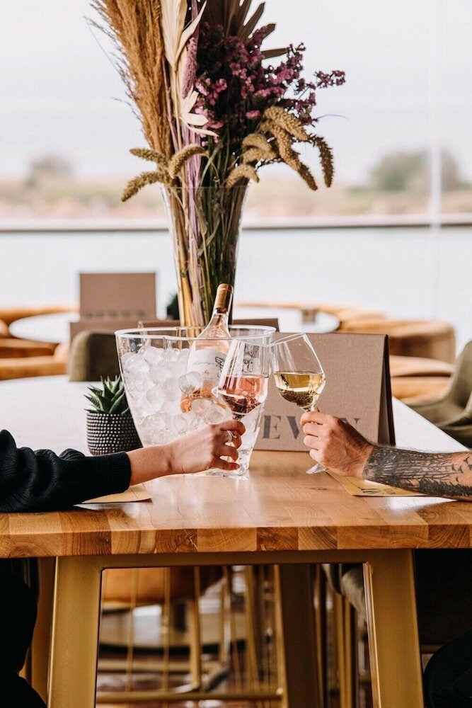 Фото Palace Hotel Glyfada