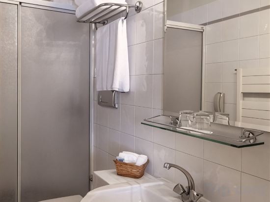 Фото Coral Hotel Athens