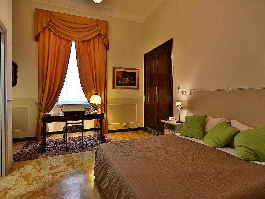 Фото Alibrandi Palace