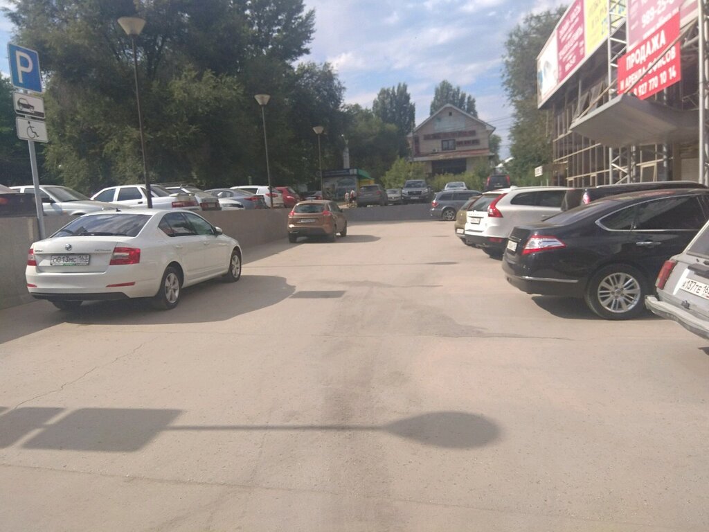 Автомобильная парковка Автомобильная парковка, Самара, фото