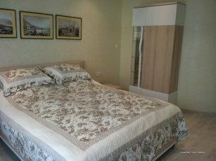 Иное жильё Yellow Submarine в Ялте