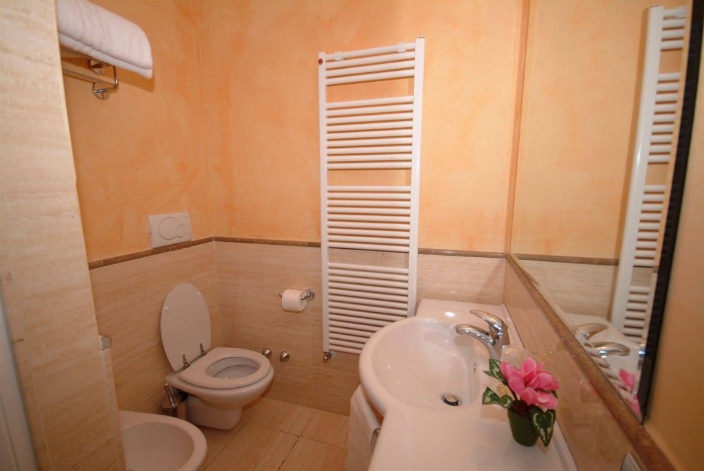 Фото Solo Experience Hotel