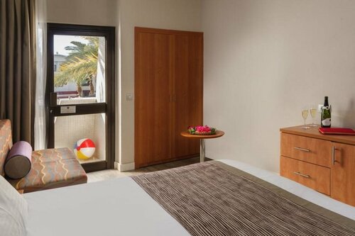 Гостиница Leonardo Privilege Hotel Eilat в Эйлате