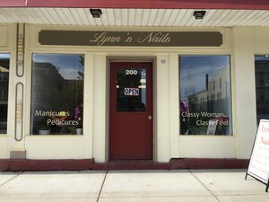 Nail salon Lynn’s Nails Salon in Canandaigua ny, New York, photo