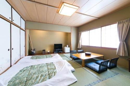 Фото Pearl Hotel Ota