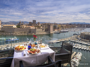 Фото Ibis Yerevan Center