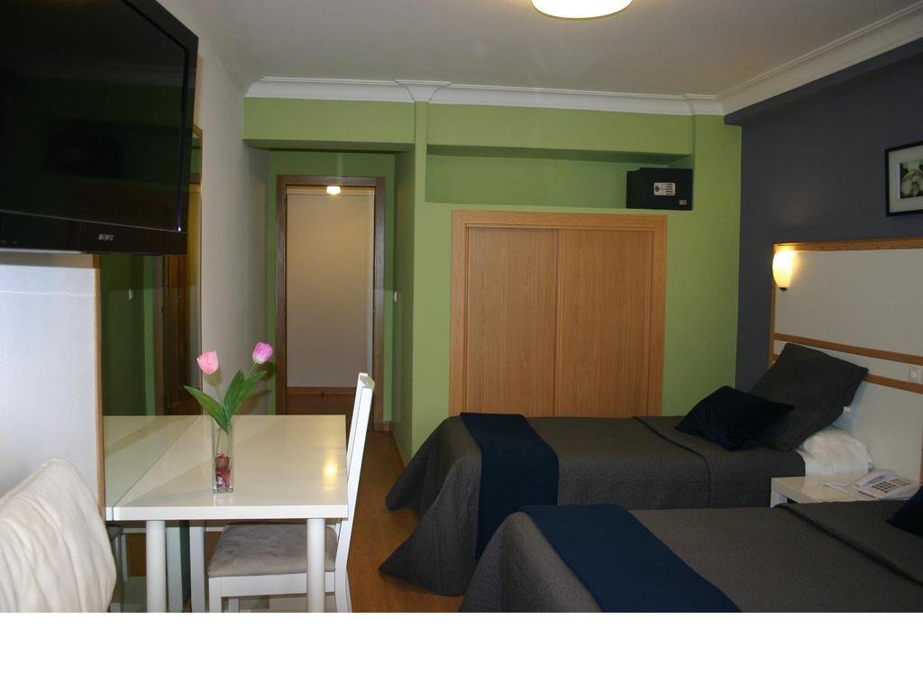 Фото Hostal Mara