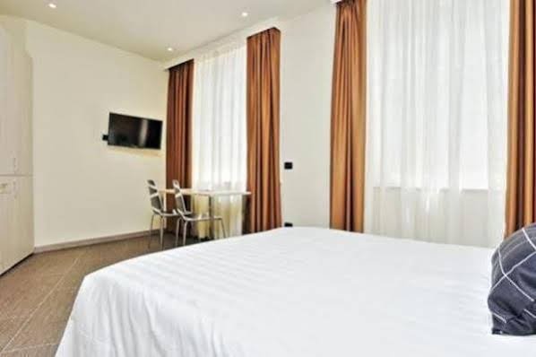 Фото Duomo Hotel & Apartments