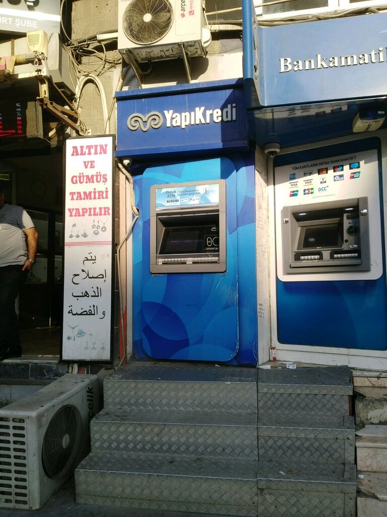 ATM Yapi Kredi, Istanbul, photo