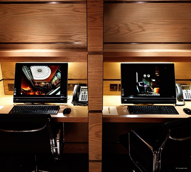 Фото The Connaught