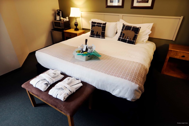 Фото Windtower Lodge and Suites