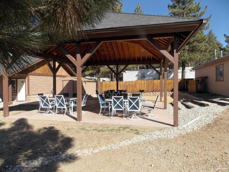 Фото Vintage Lakeside Inn