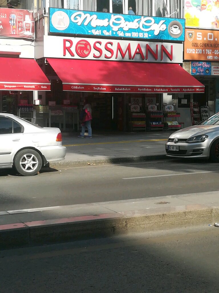 Kozmetik ve parfümeri mağazaları Rossmann - Kızılay-1 Şubesi, Çankaya, foto