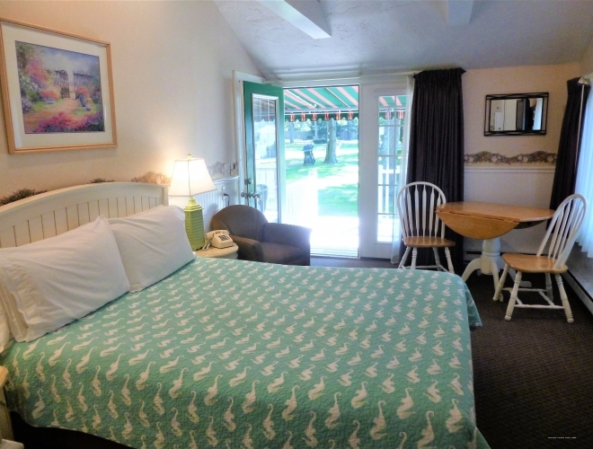 Фото Falmouth Heights Motor Lodge