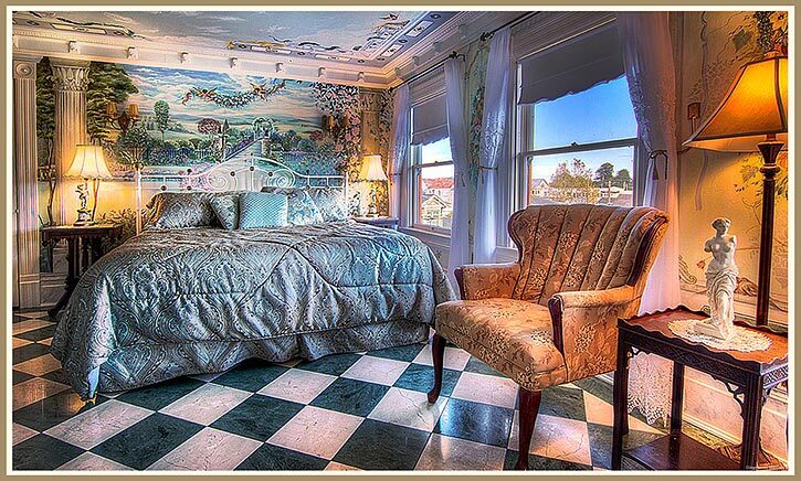 Фото Gingerbread Mansion Inn