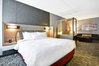 Гостиница SpringHill Suites by Marriott Cincinnati Blue Ash