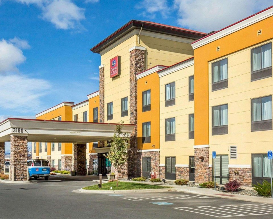 Фото Comfort Suites Helena Airport