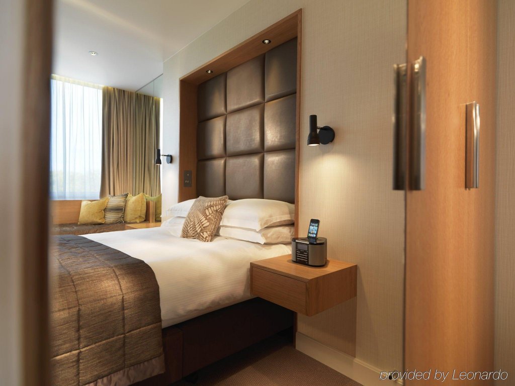 Фото Royal Garden Hotel