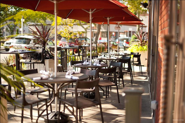 Фото Admiralty Inn & Suites