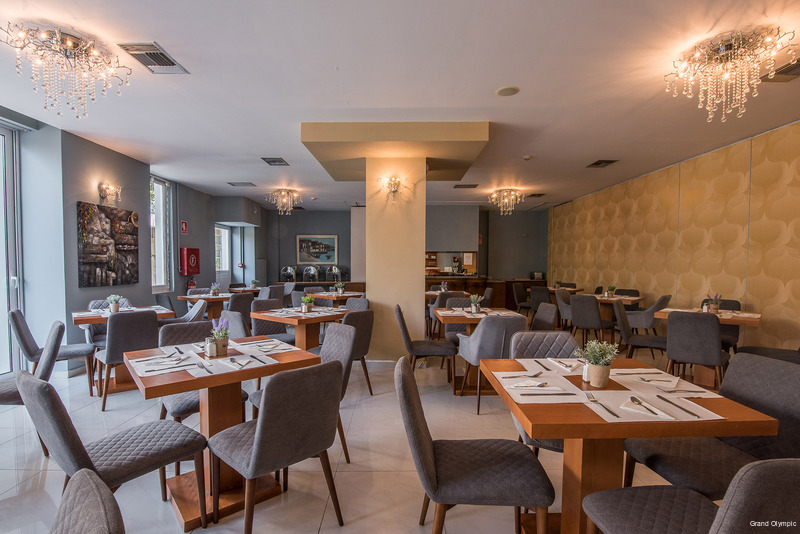 Фото Grand Hotel
