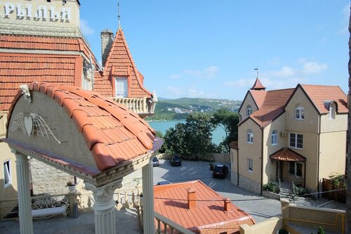 Гостиница Крылья в Абрау-Дюрсо