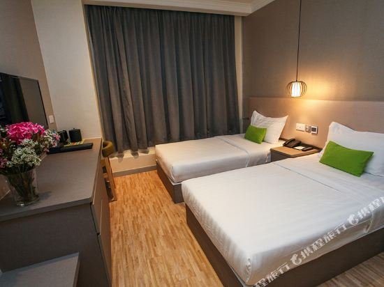 Фото Champion Hotel