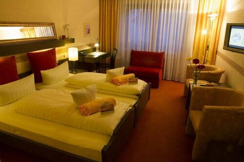 Гостиница Hotel Hellers Twenty Four 1