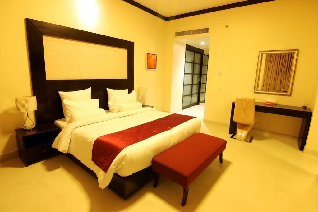 Фото Ramada by Wyndham Karachi Creek