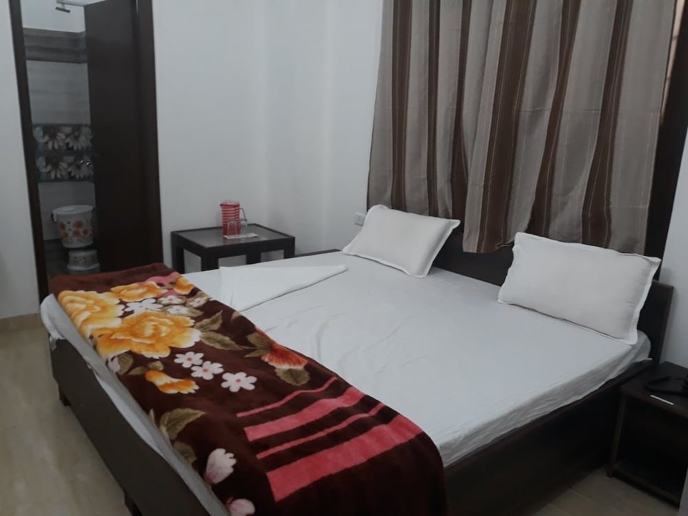 Фото Hotel Krishna Residency