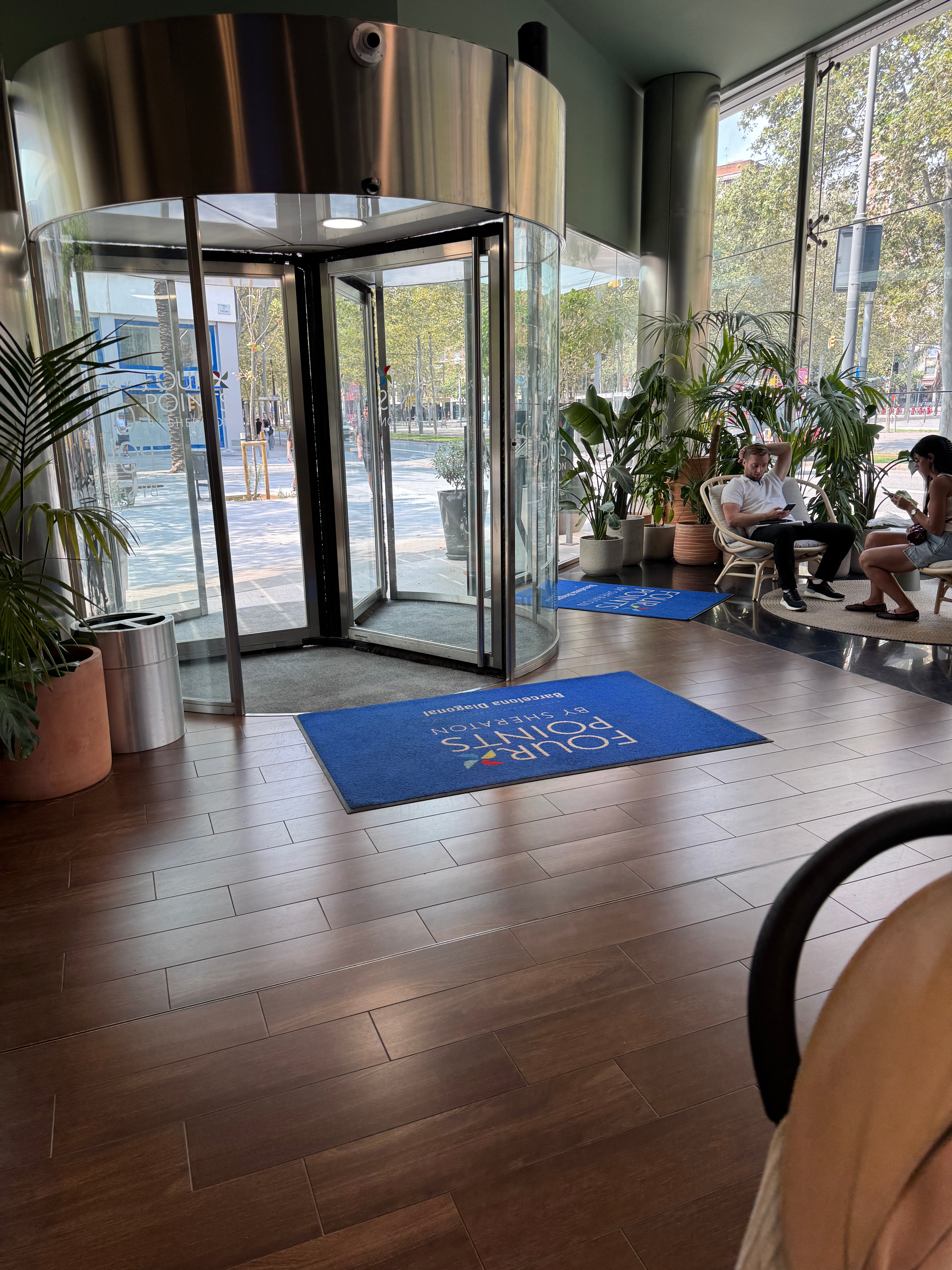 Фото Four Points by Sheraton Barcelona Diagonal