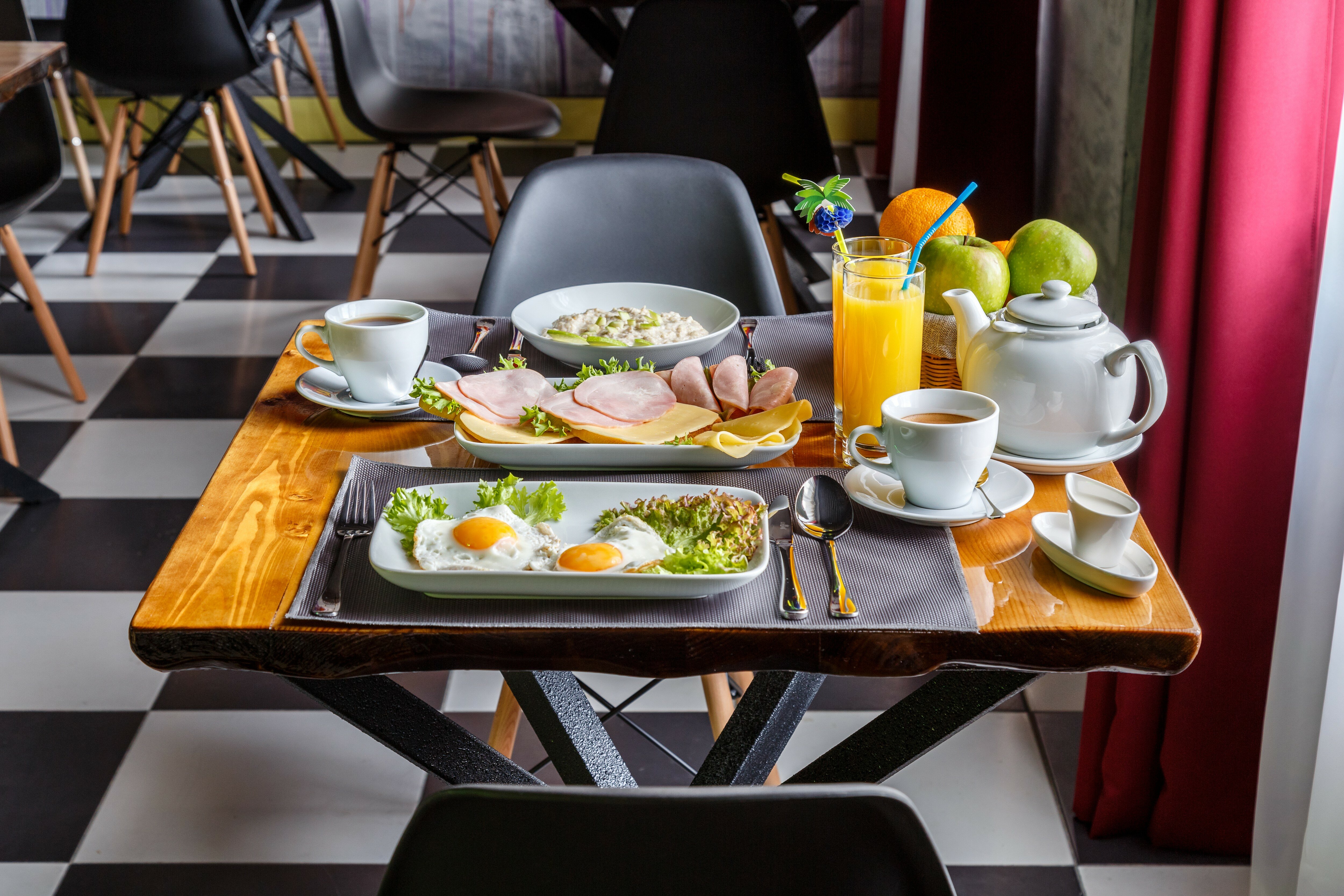 Фото Petrov Avenue