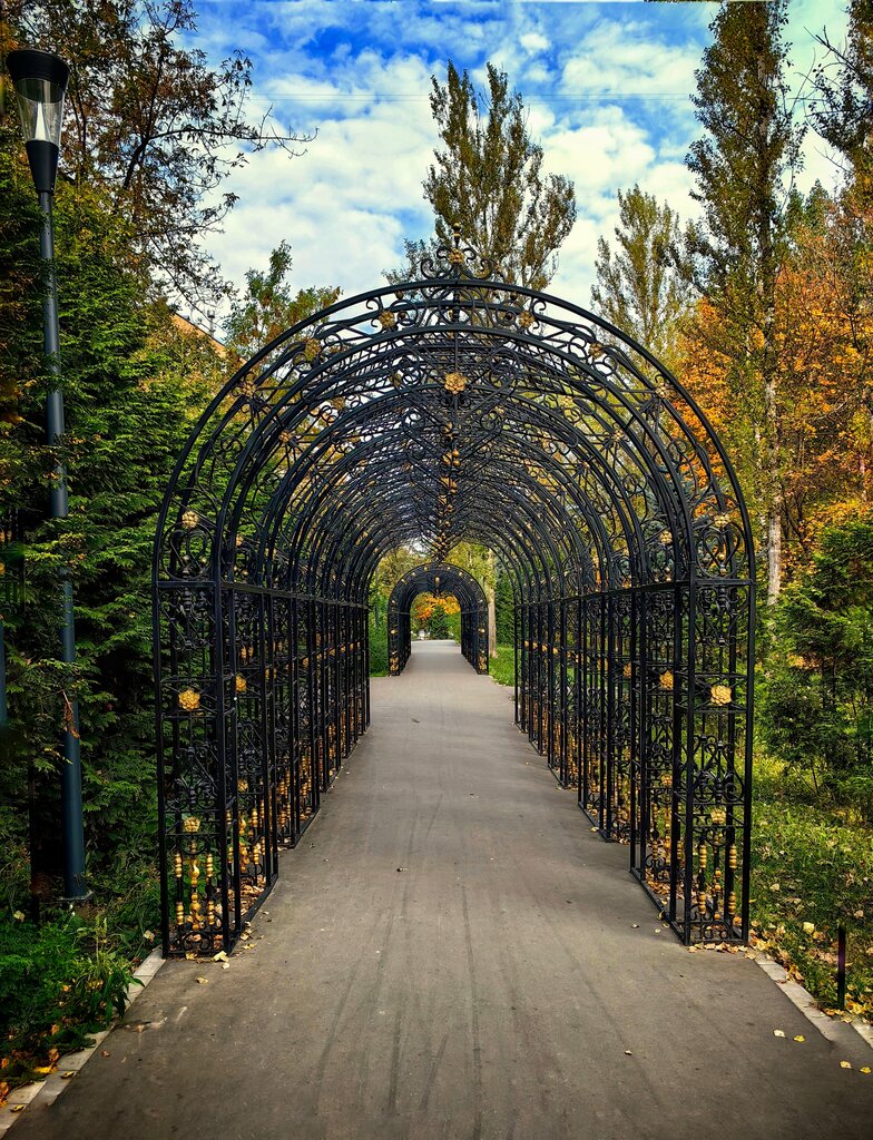 Общеобразовательная школа Школа № 444, основное здание, Москва, фото