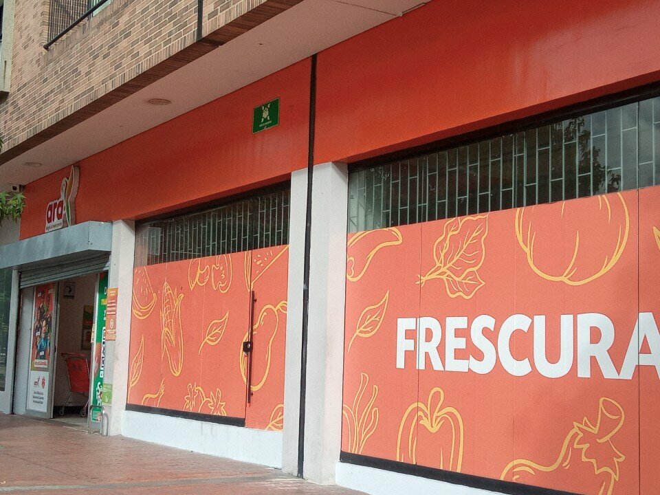 Sale and lease of commercial real estate Ara, Bogota, photo